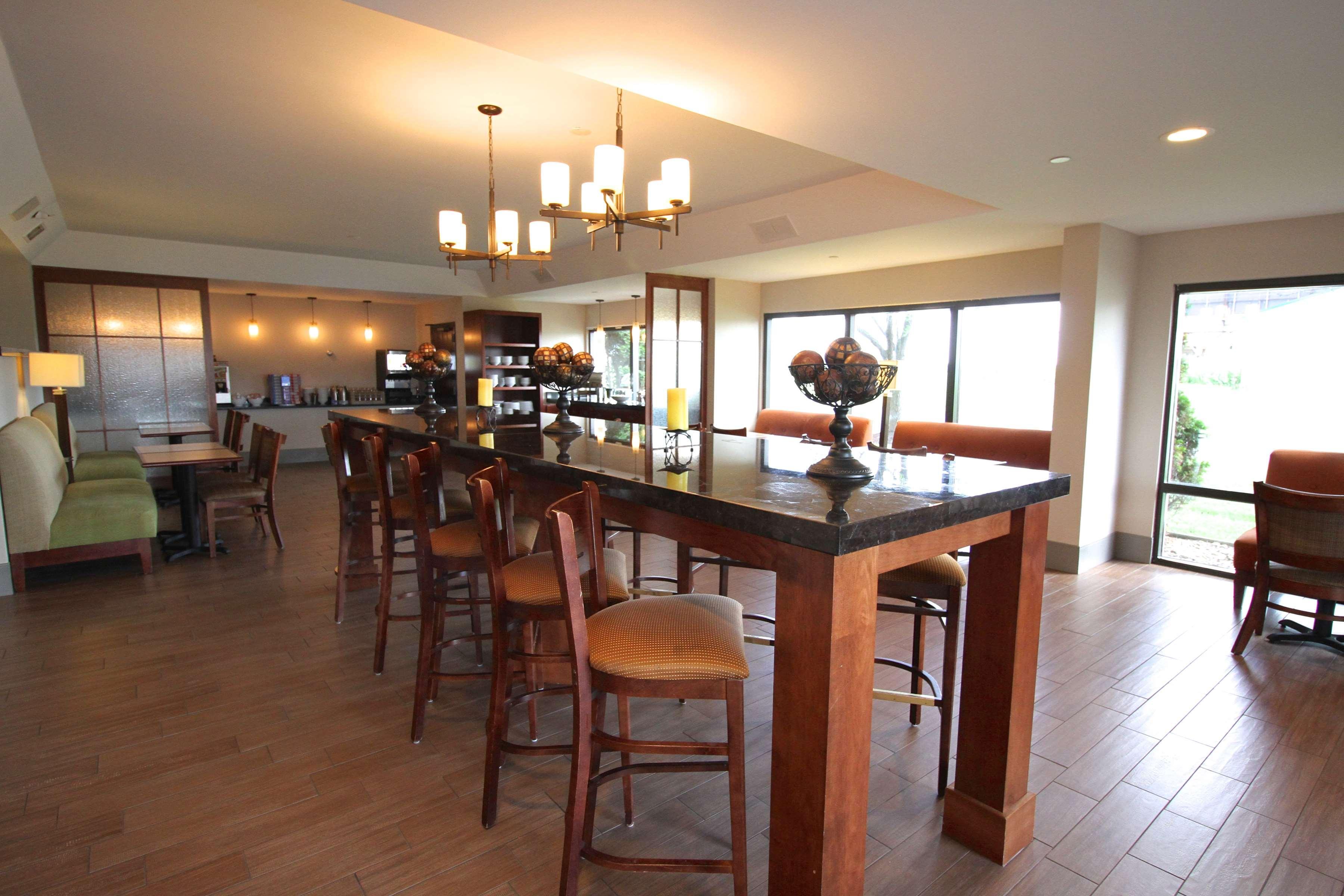 Country Inn & Suites By Radisson, Sandusky South, Oh Milan Buitenkant foto